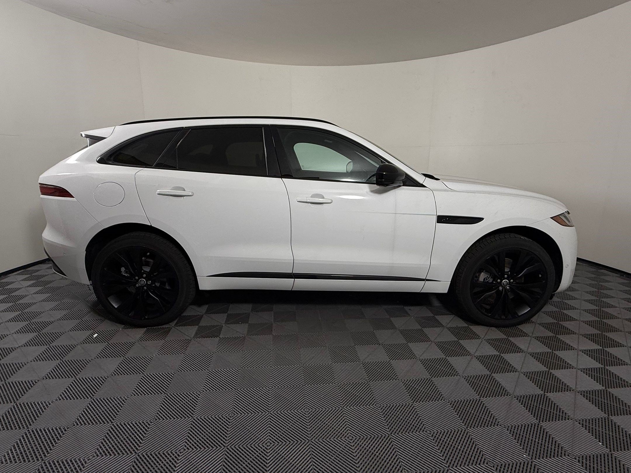 2026 Jaguar F-PACE P400 R-Dynamic S SUV