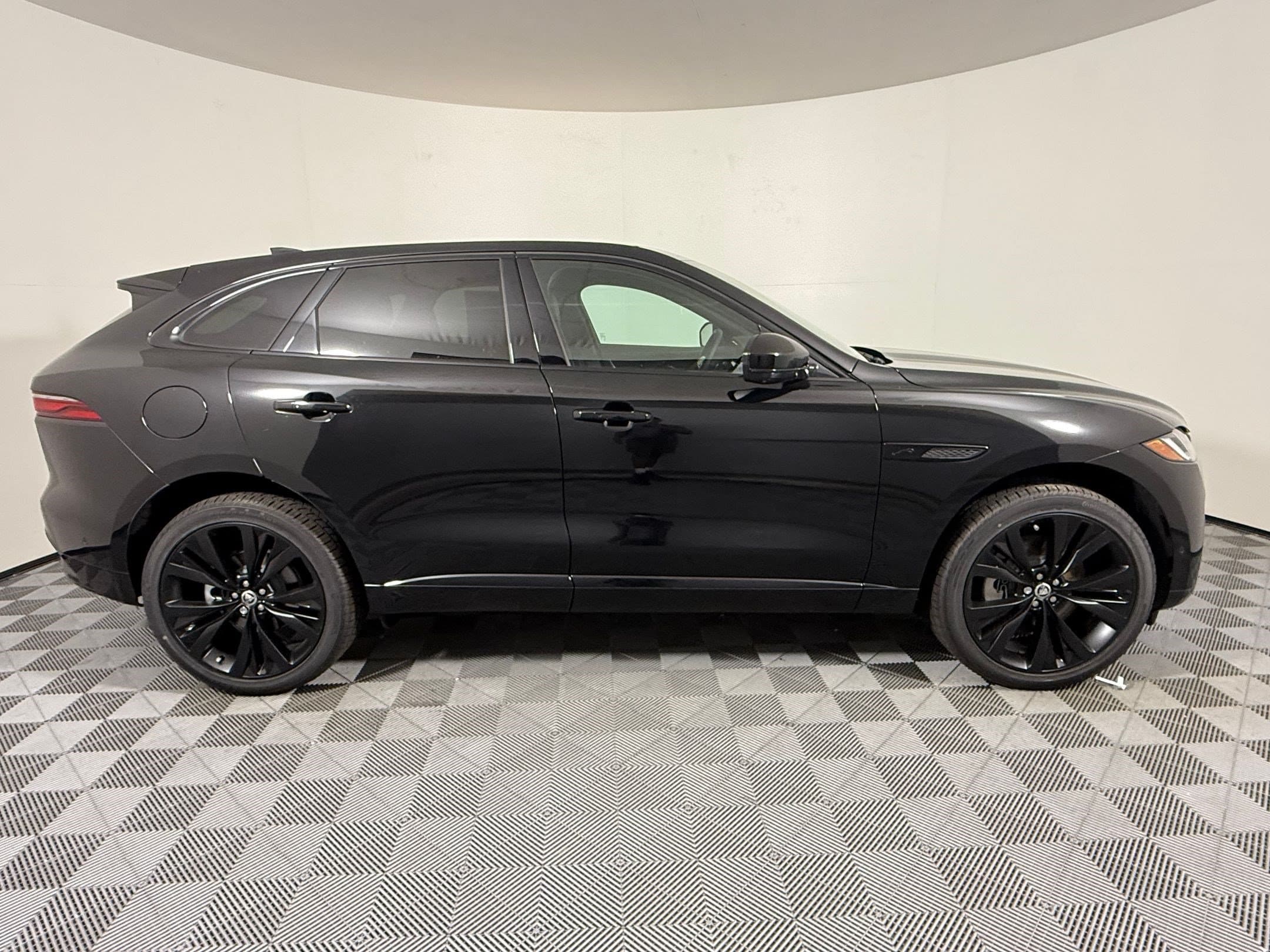 2026 Jaguar F-PACE P250 R-Dynamic S SUV