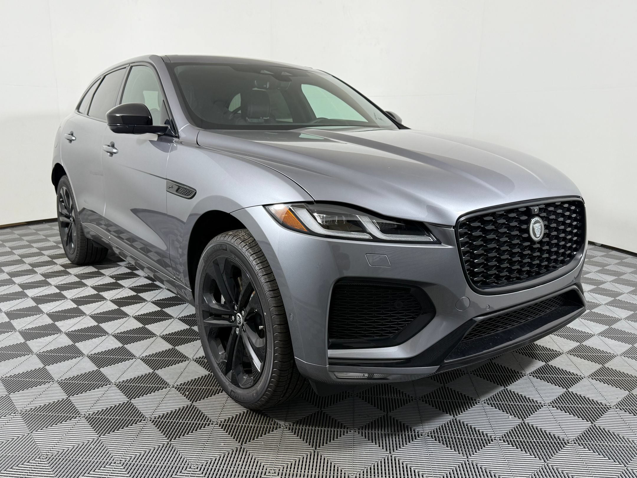 2026 Jaguar F-PACE P250 R-Dynamic S SUV