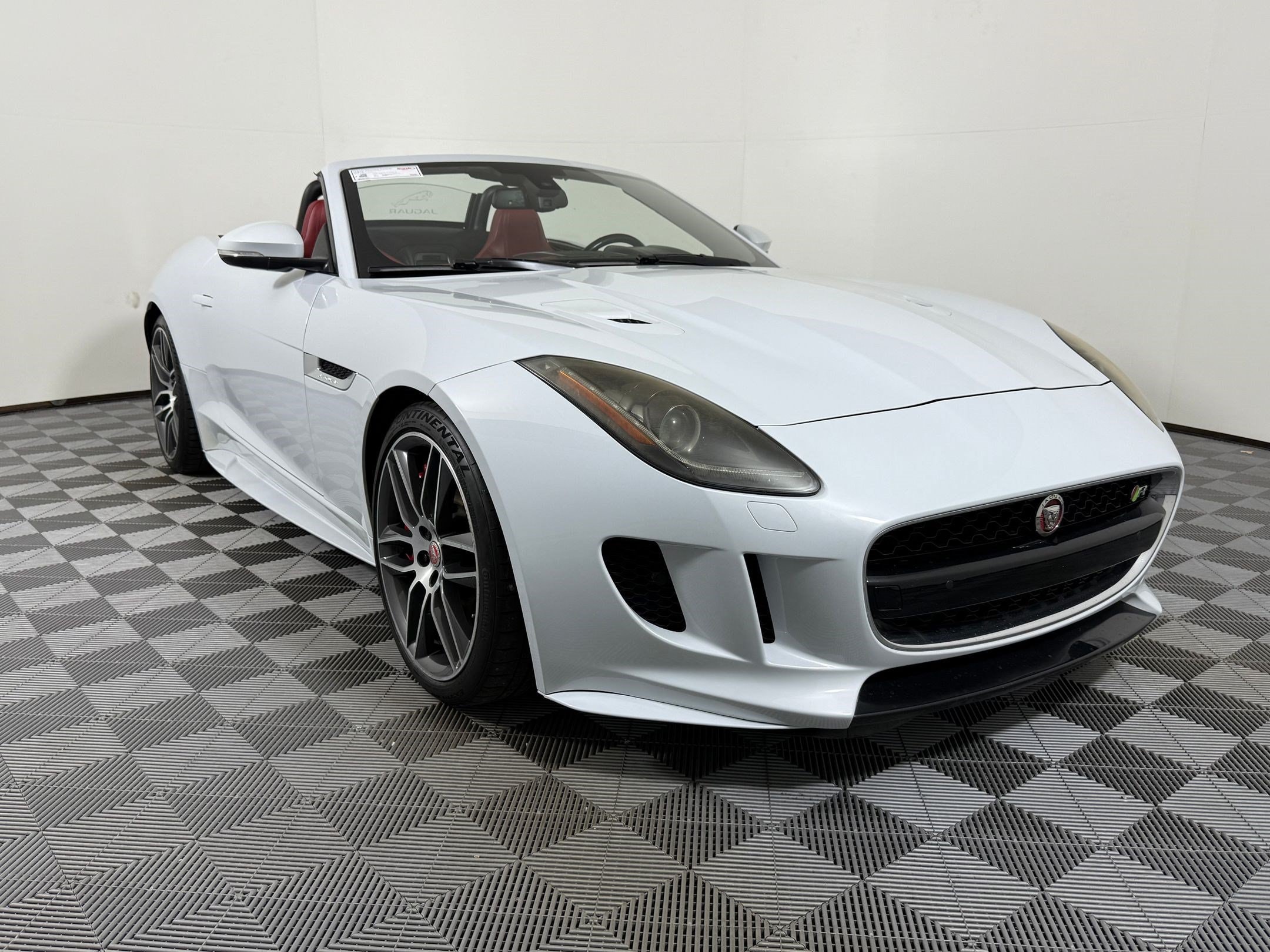F-TYPE R Convertible