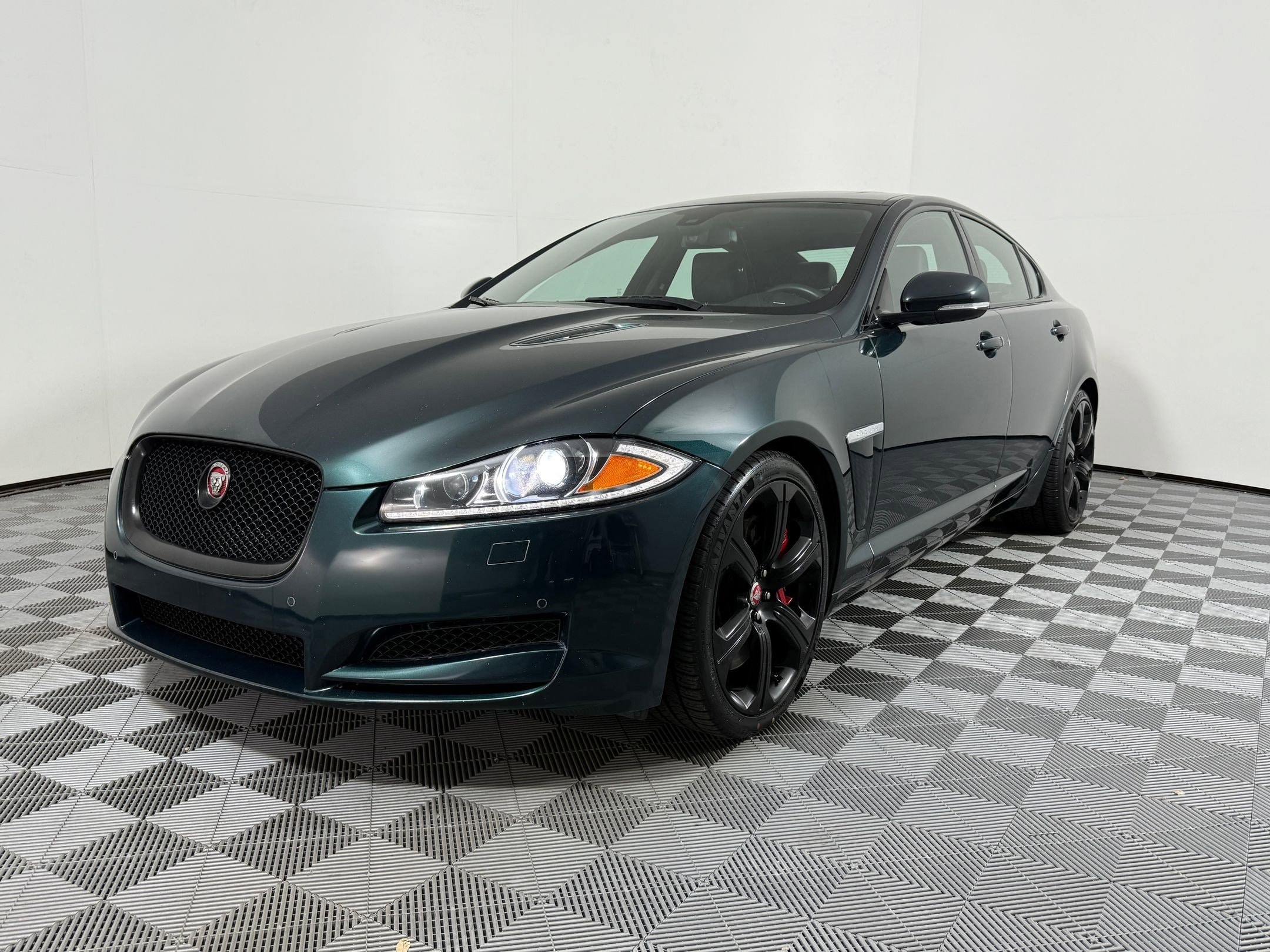2015 Jaguar XF Supercharged