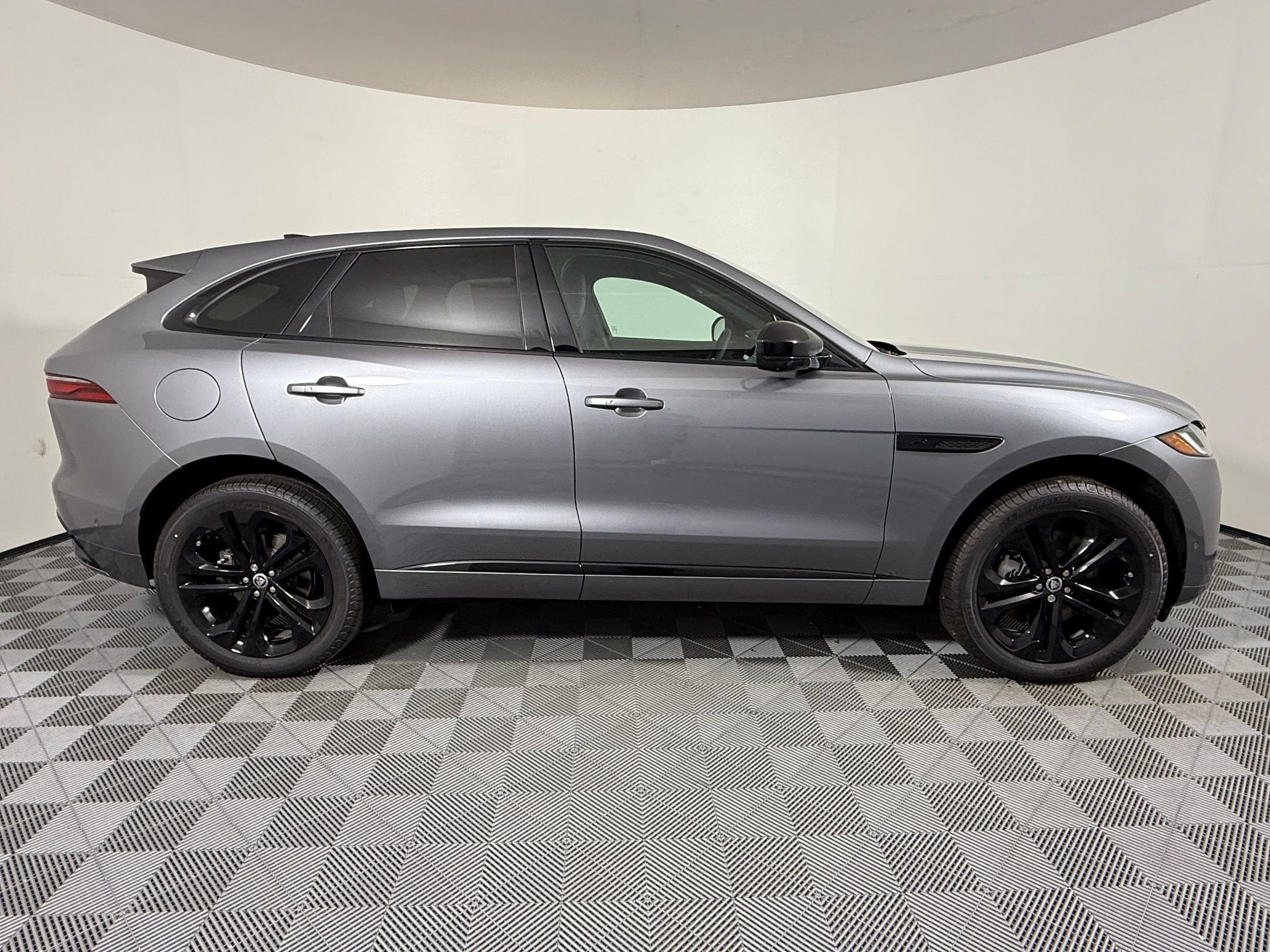 2026 Jaguar F-PACE P250 R-Dynamic S SUV