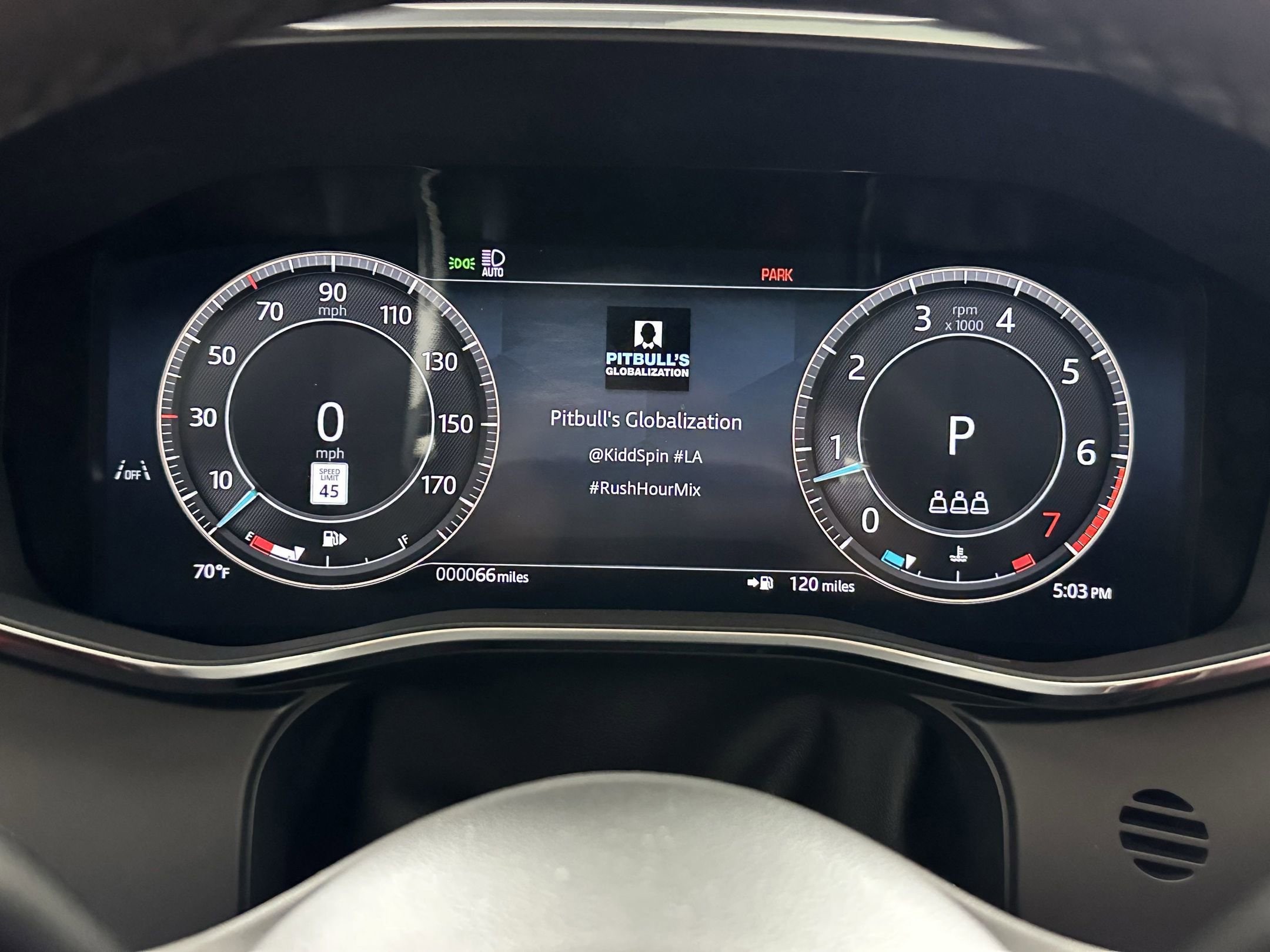 2026 Jaguar F-Pace R-Dynamic S - Photo 17