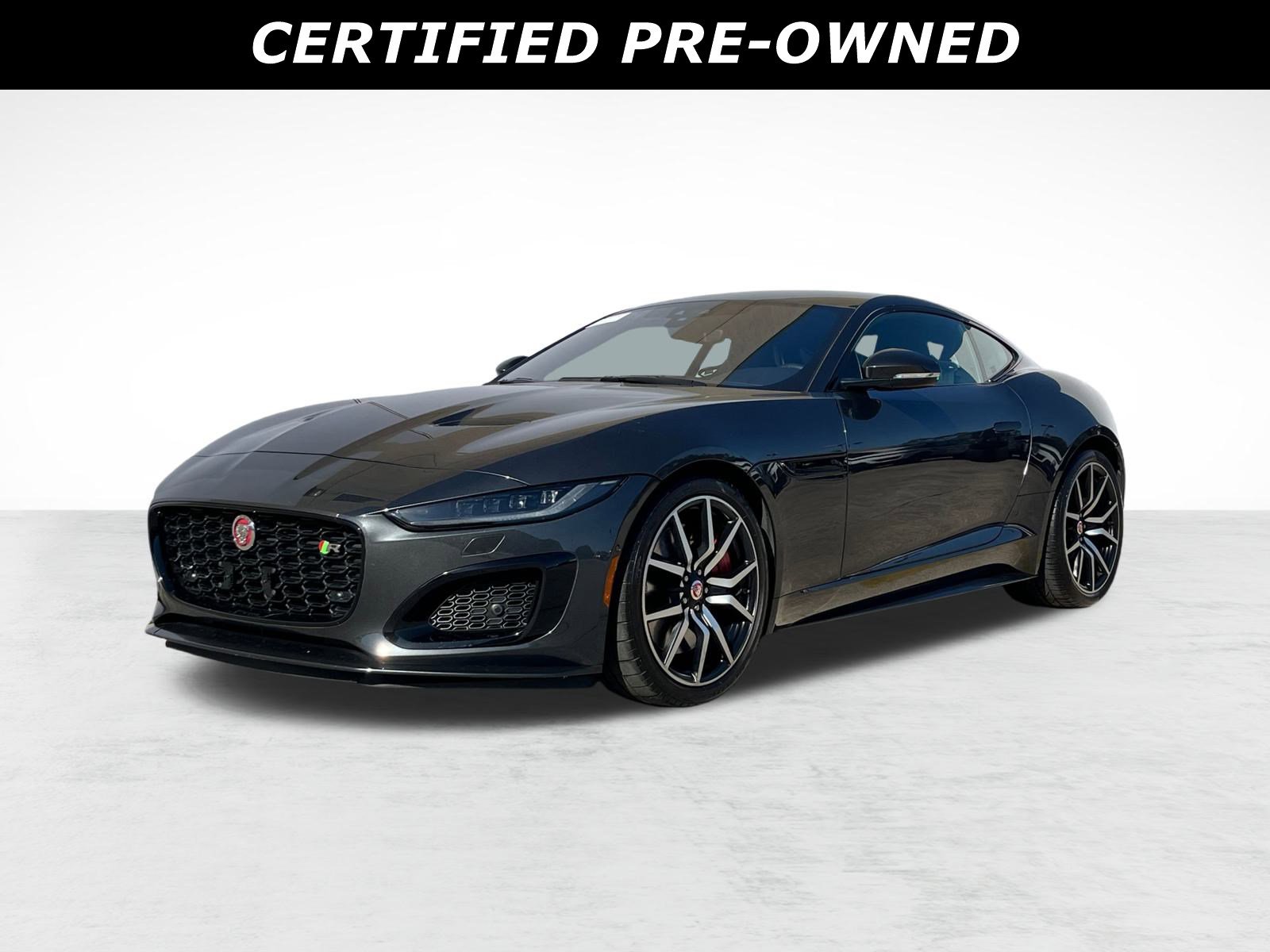 2023 Jaguar F-TYPE R's photo