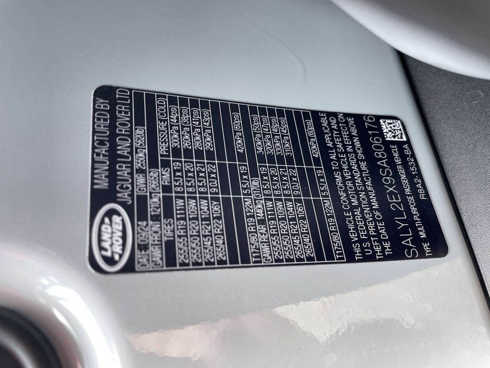 2025 Land Rover Range Rover Velar Dynamic SE - Photo 27