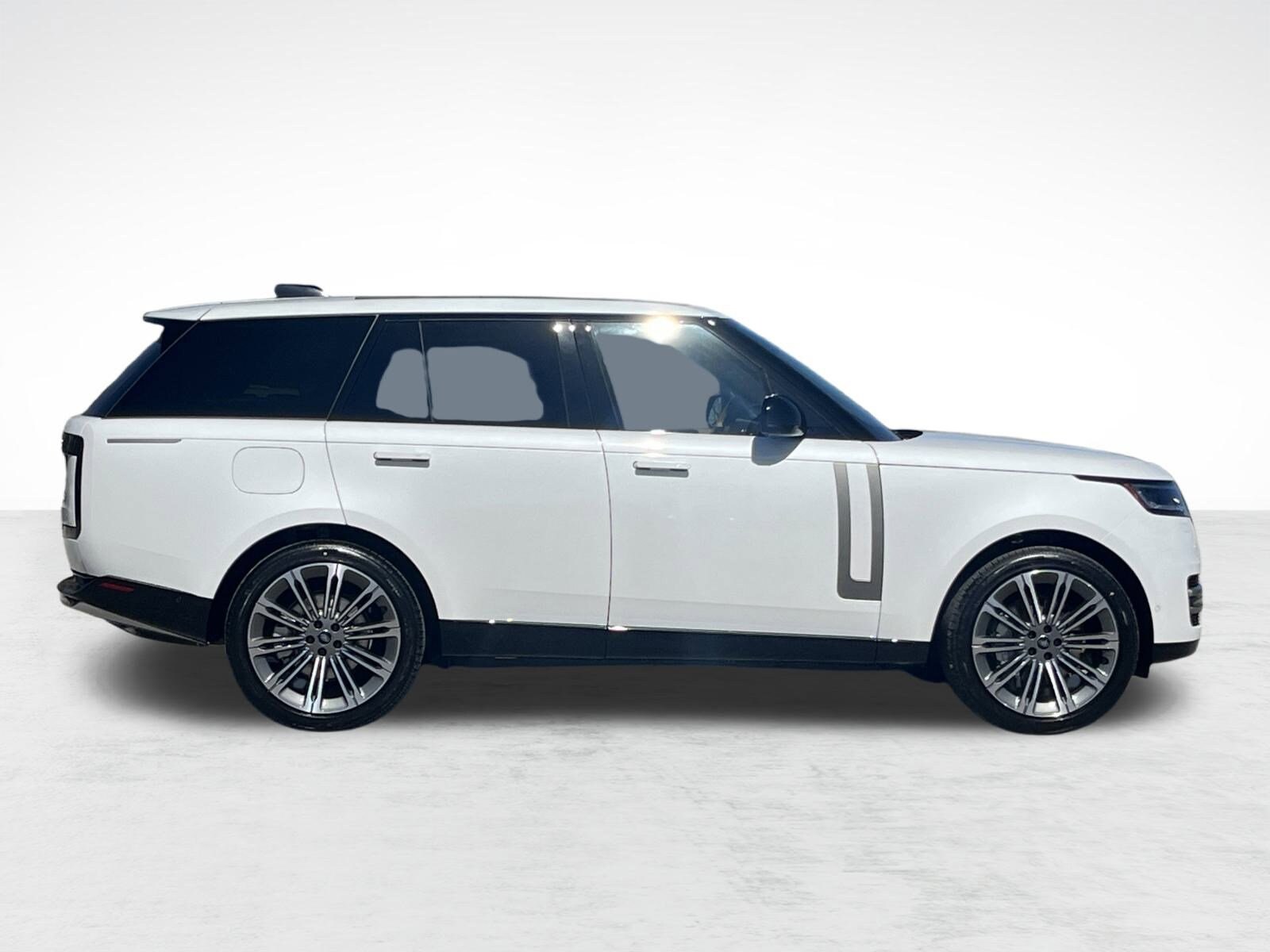 2025 Land Rover Range Rover SE - Photo 11