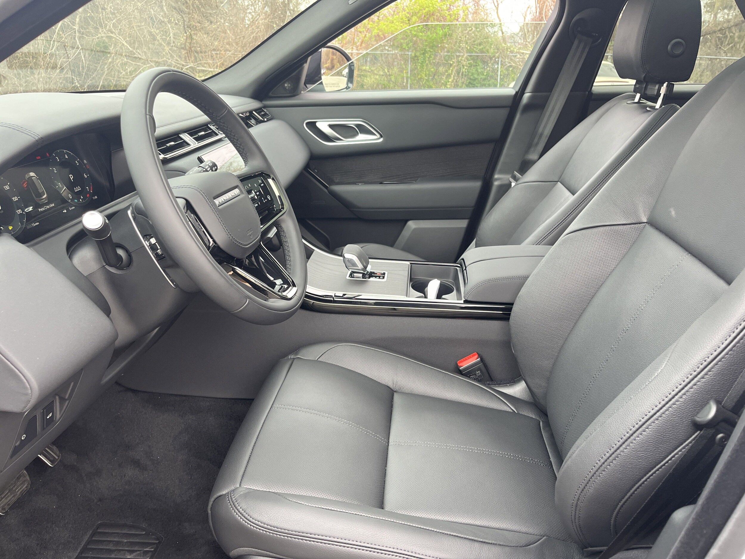 2026 Land Rover Range Rover Velar Dynamic SE - Photo 15