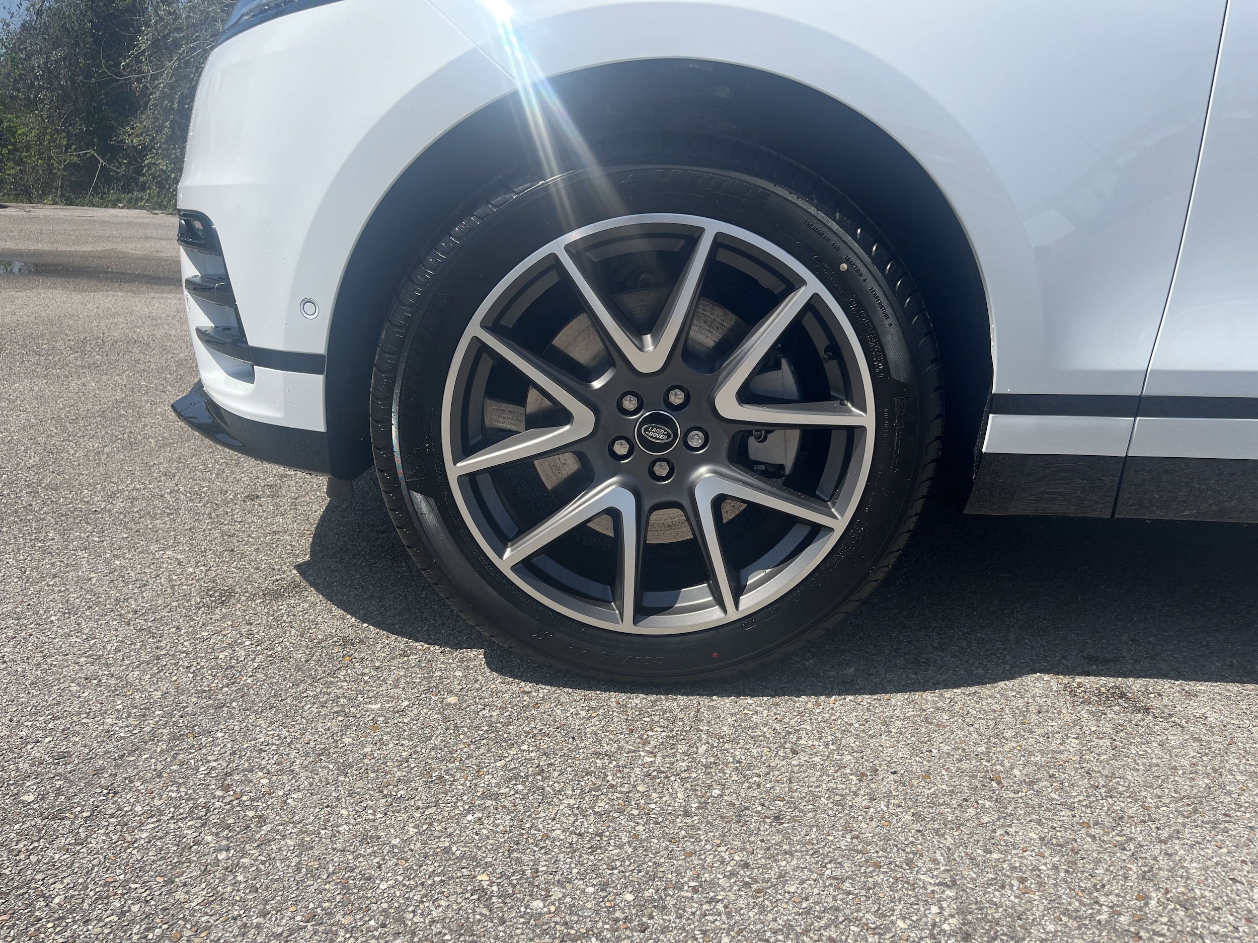2026 Land Rover Range Rover Velar Dynamic SE - Photo 9