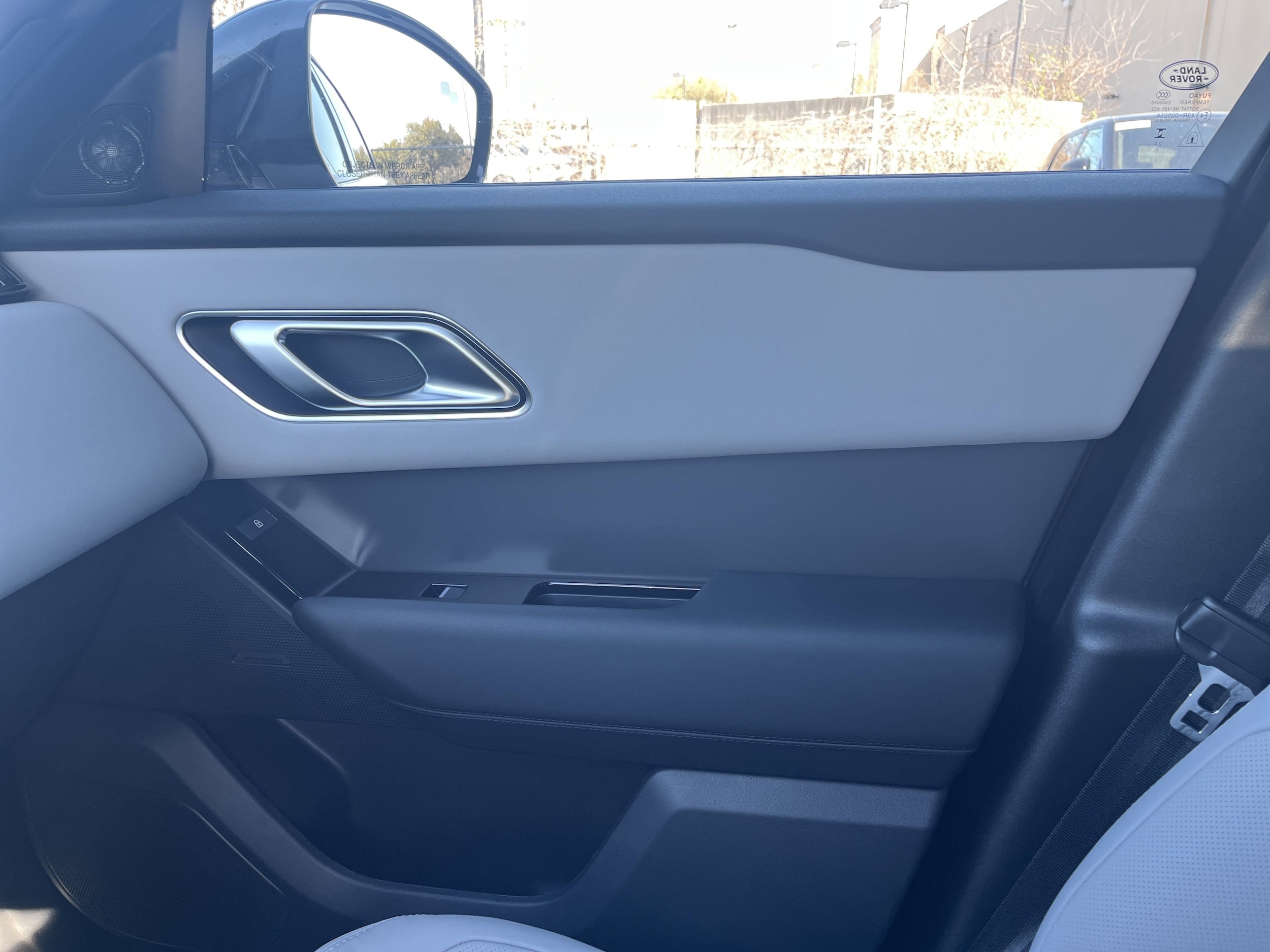 2026 Land Rover Range Rover Velar S - Photo 28