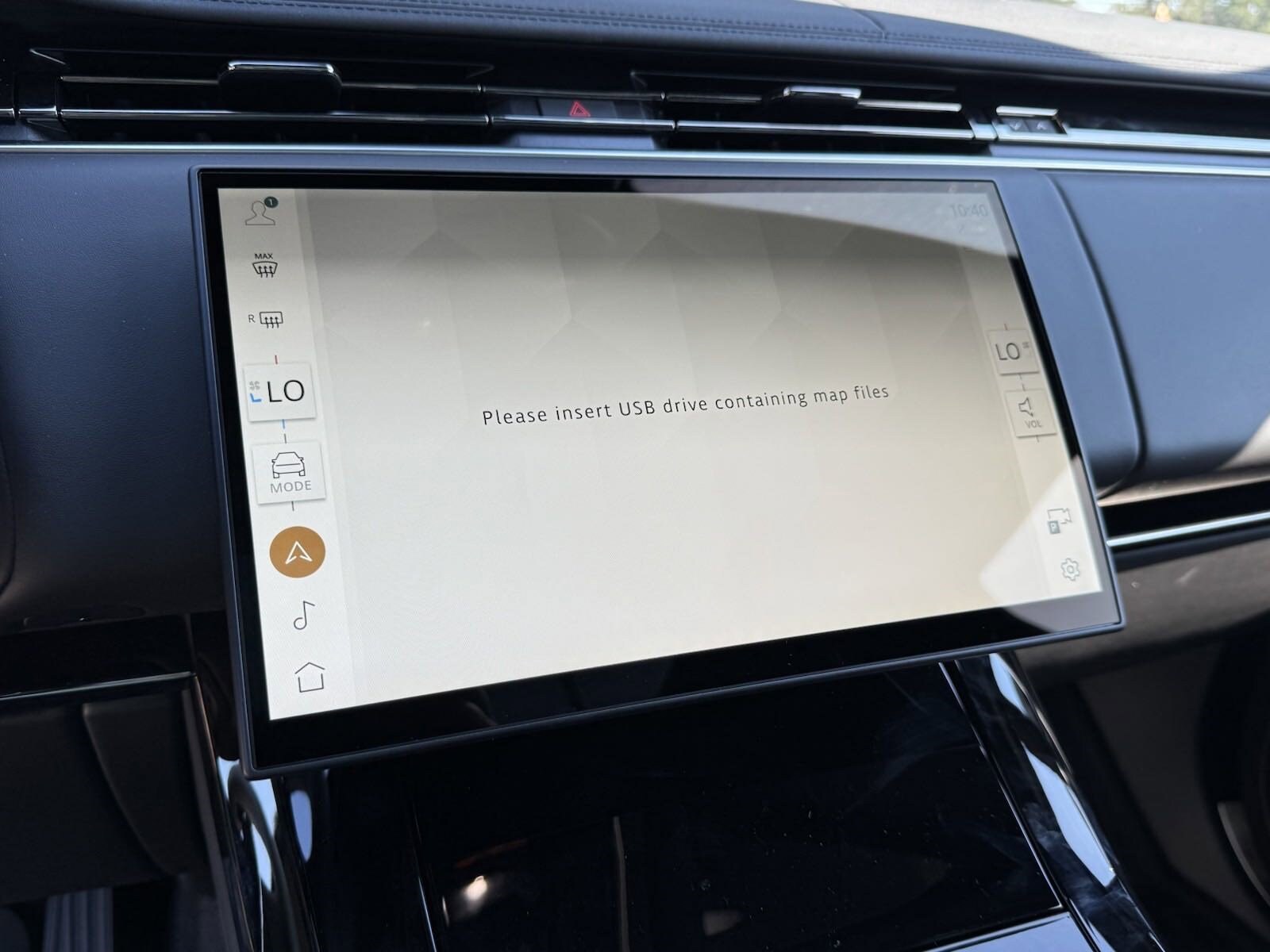 2025 Land Rover Range Rover Sport SE - Photo 24