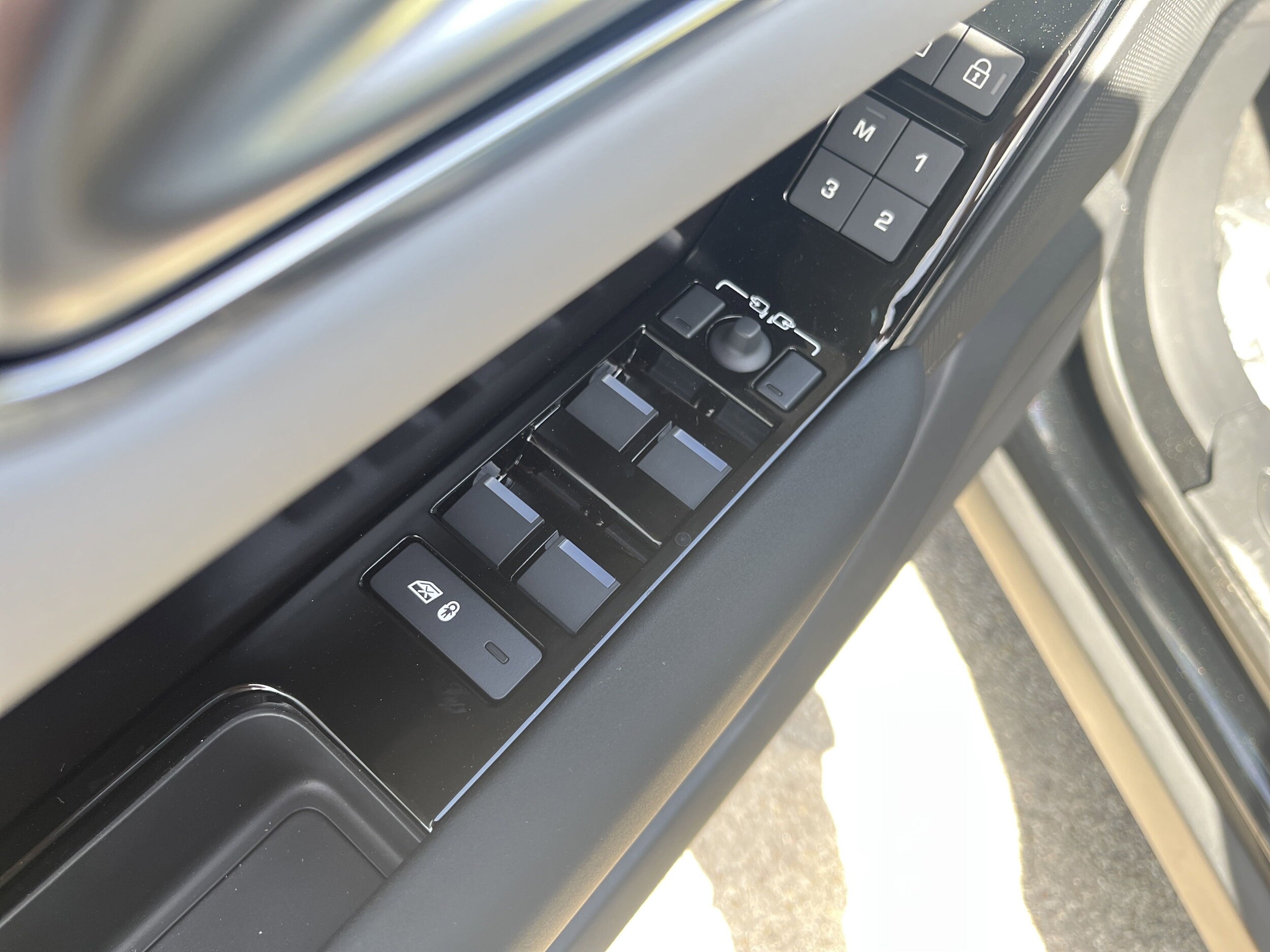 2026 Land Rover Range Rover Velar Dynamic SE - Photo 14