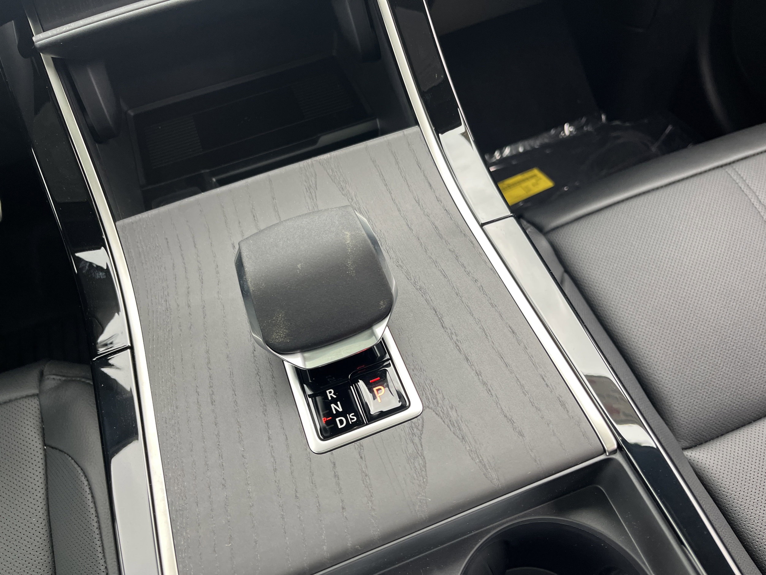 2026 Land Rover Range Rover Velar Dynamic SE - Photo 24