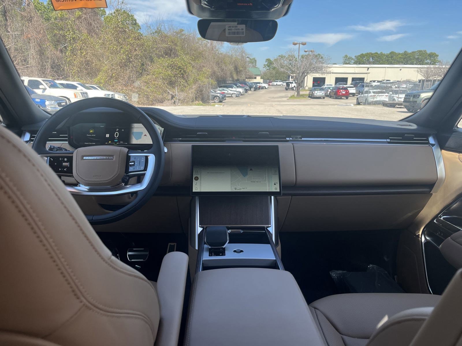 2025 Land Rover Range Rover SE - Photo 23