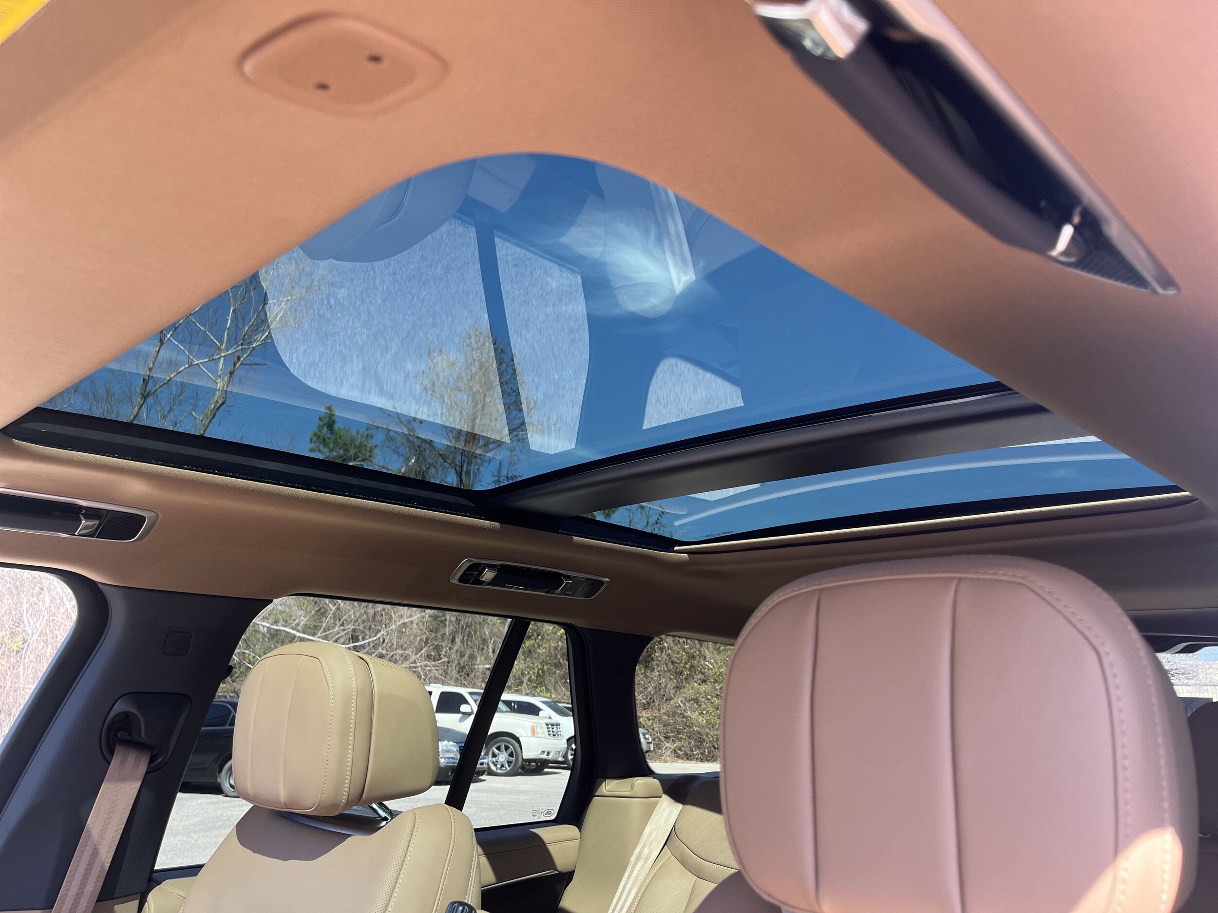 2025 Land Rover Range Rover SE - Photo 25