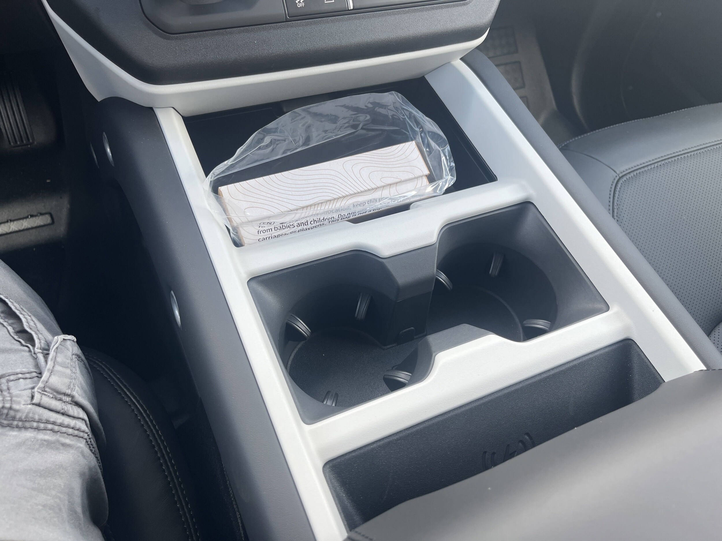 2025 Land Rover Defender S - Photo 29