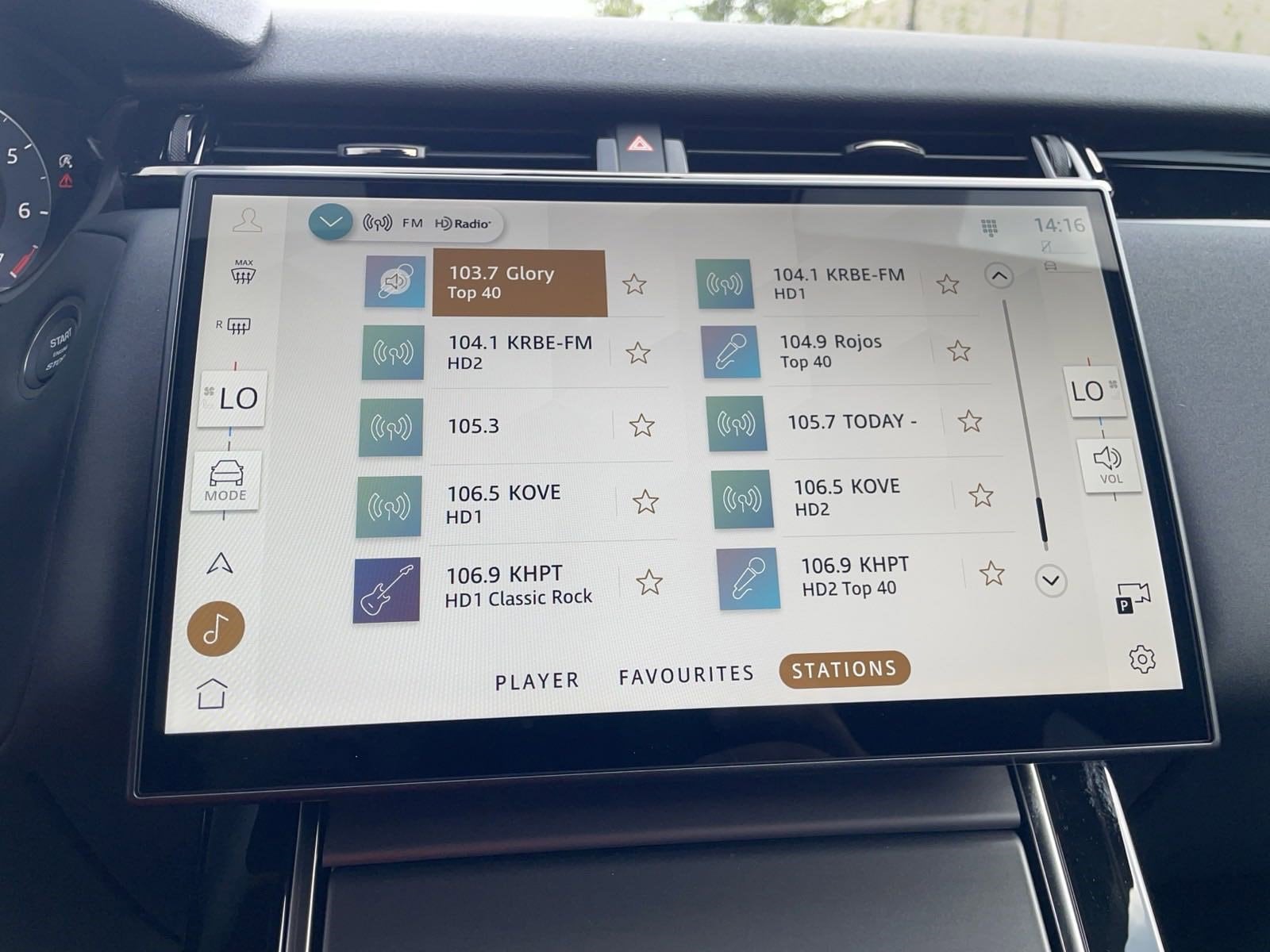 2025 Land Rover Range Rover Velar Dynamic SE - Photo 20
