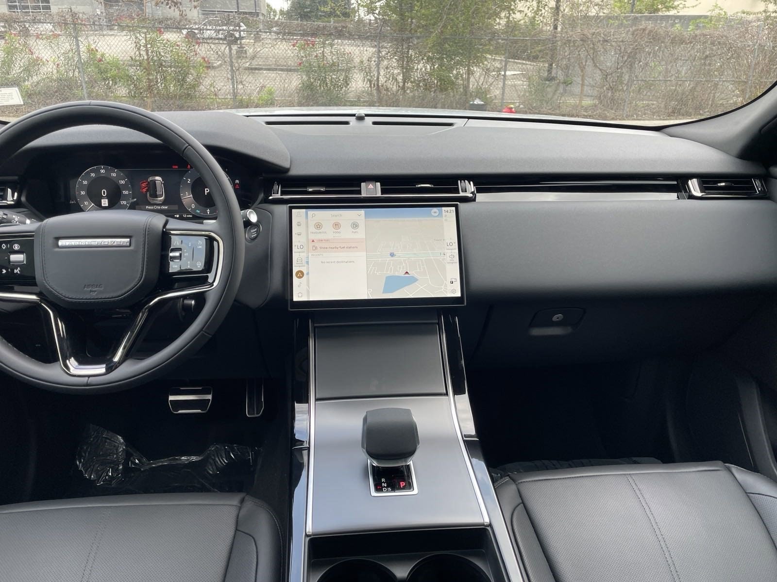 2025 Land Rover Range Rover Velar Dynamic SE - Photo 23