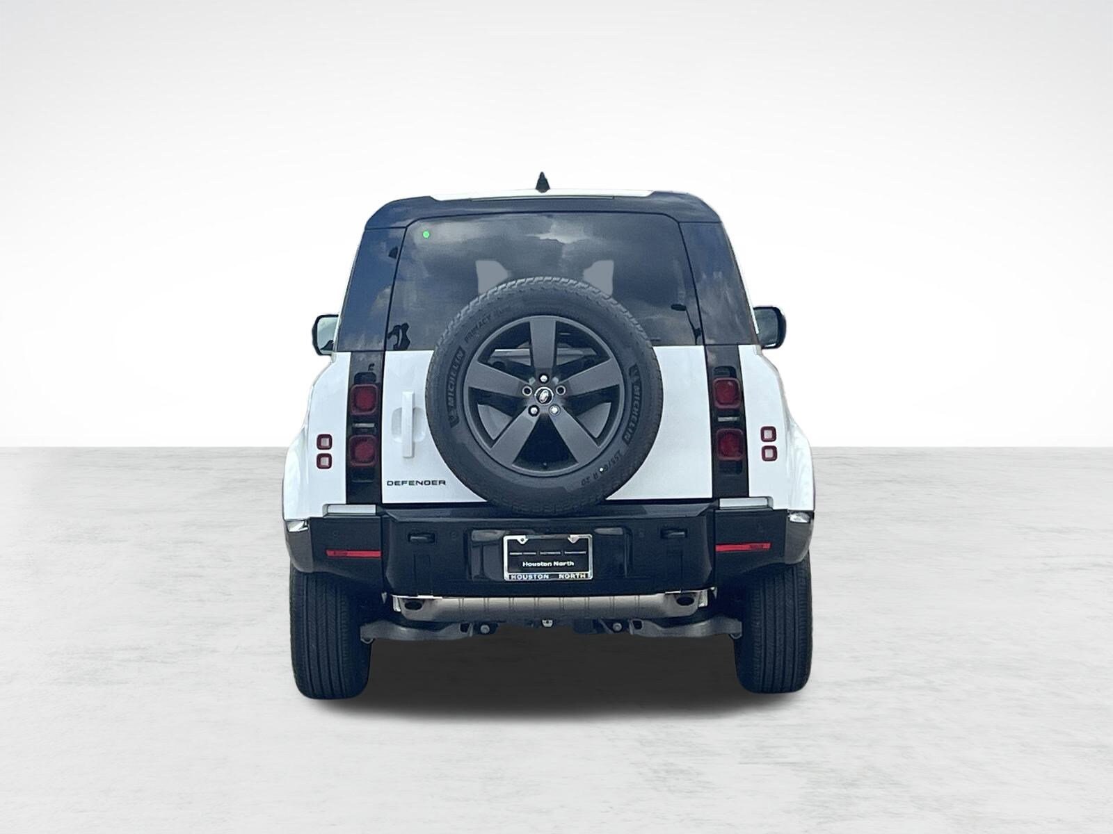 2025 Land Rover Defender X-Dynamic SE - Photo 7