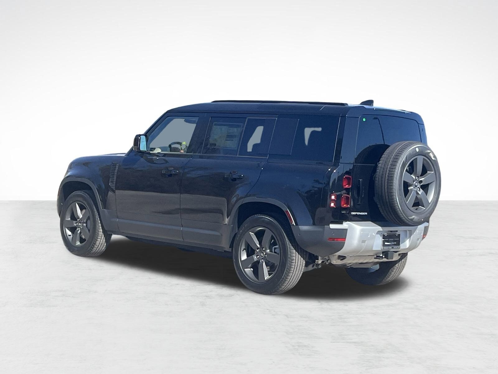 2025 Land Rover Defender S - Photo 10