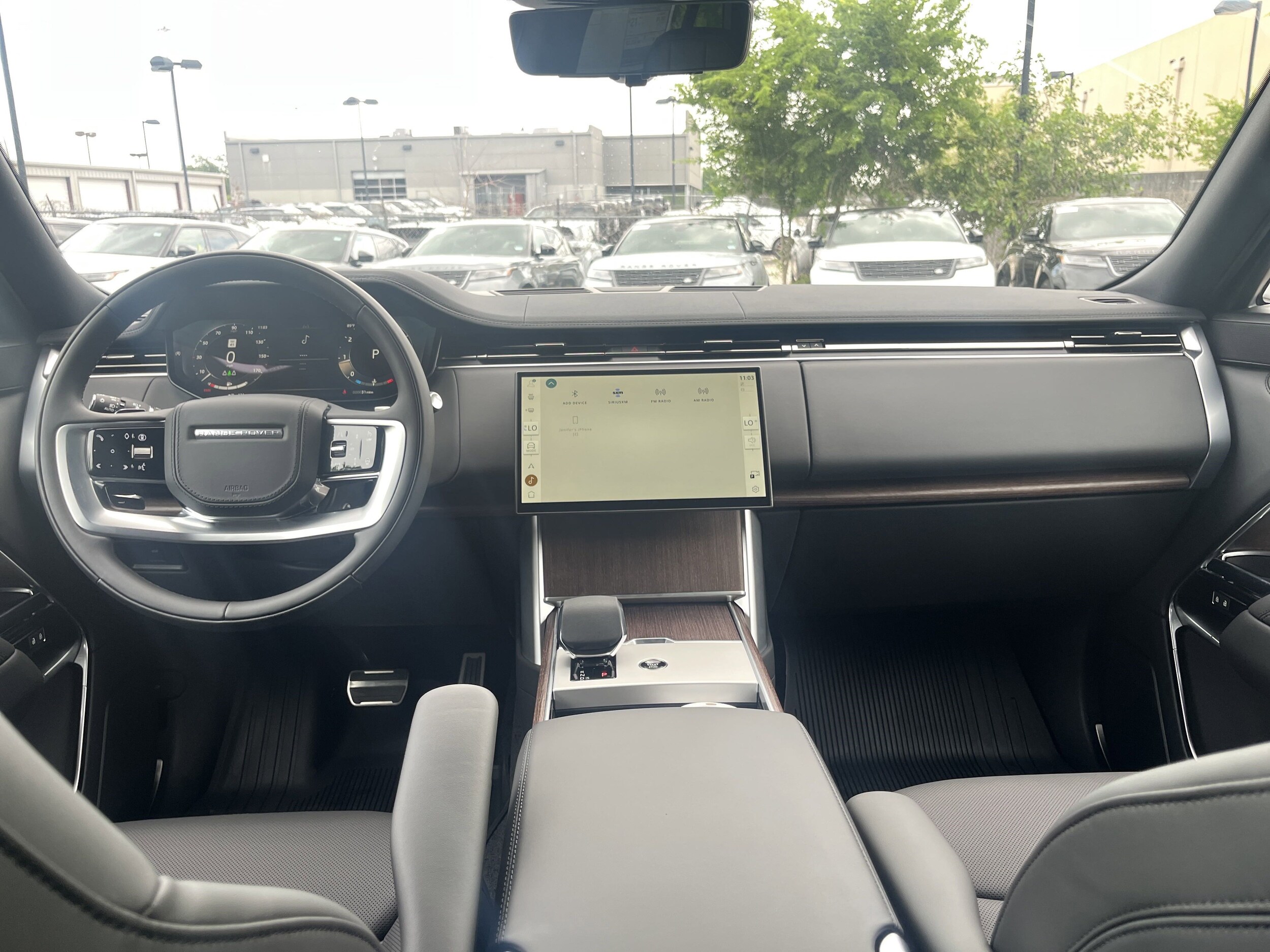 2025 Land Rover Range Rover SE - Photo 23