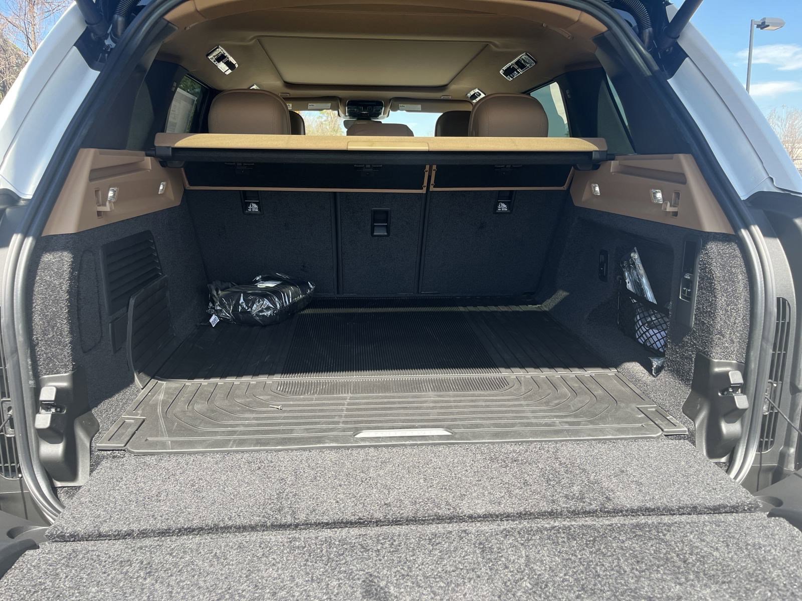 2025 Land Rover Range Rover SE - Photo 26