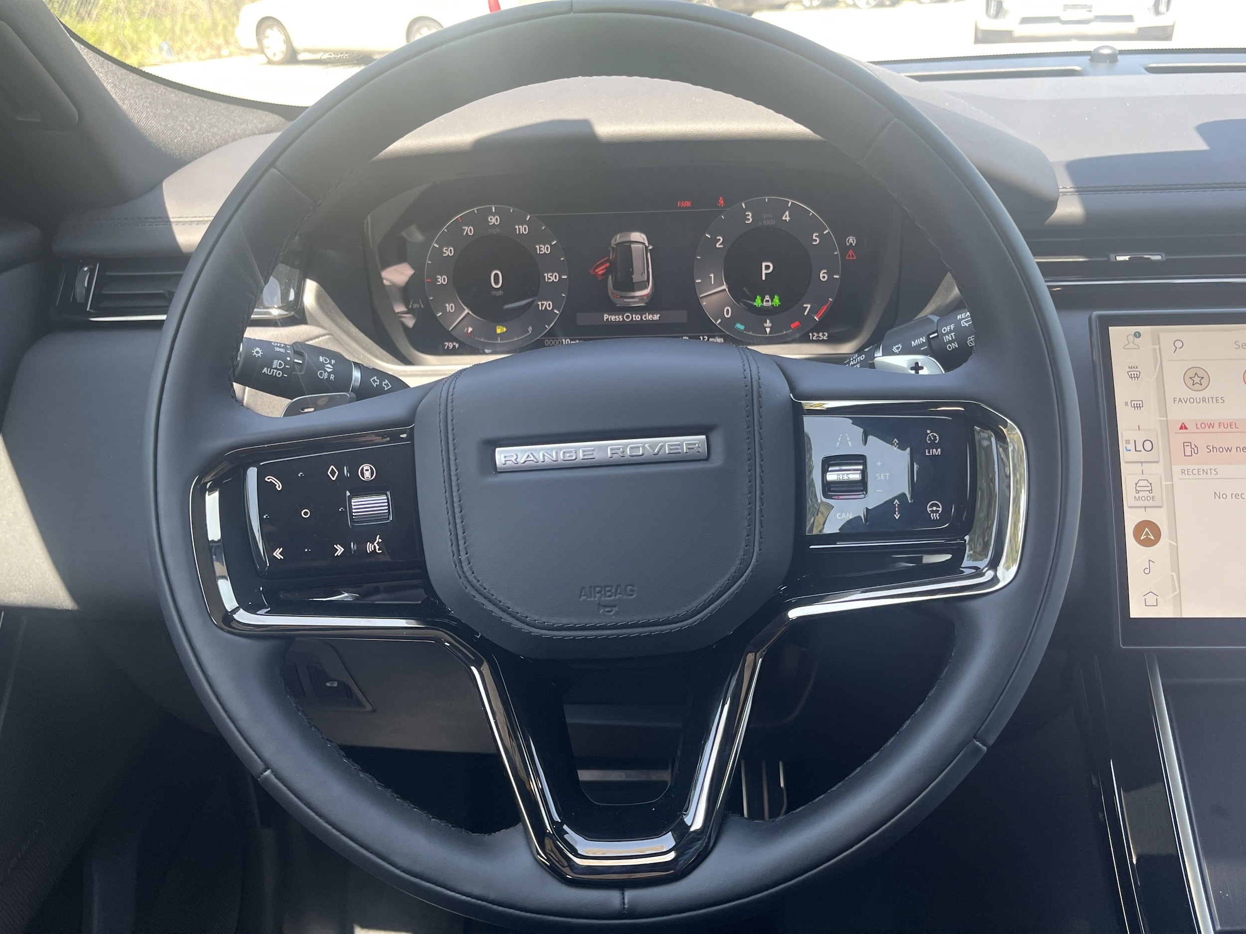 2026 Land Rover Range Rover Velar Dynamic SE - Photo 16