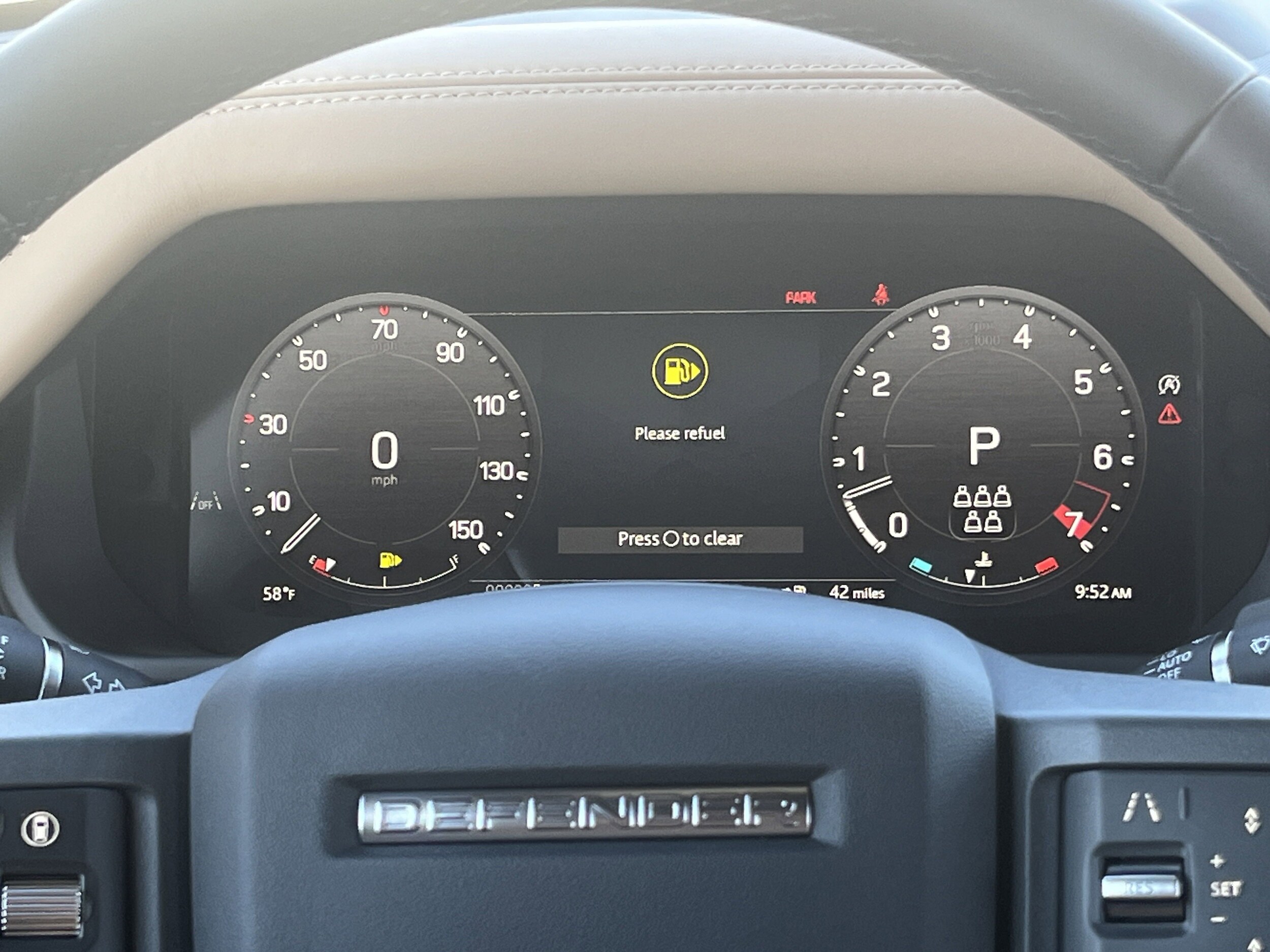 2025 Land Rover Defender S - Photo 19