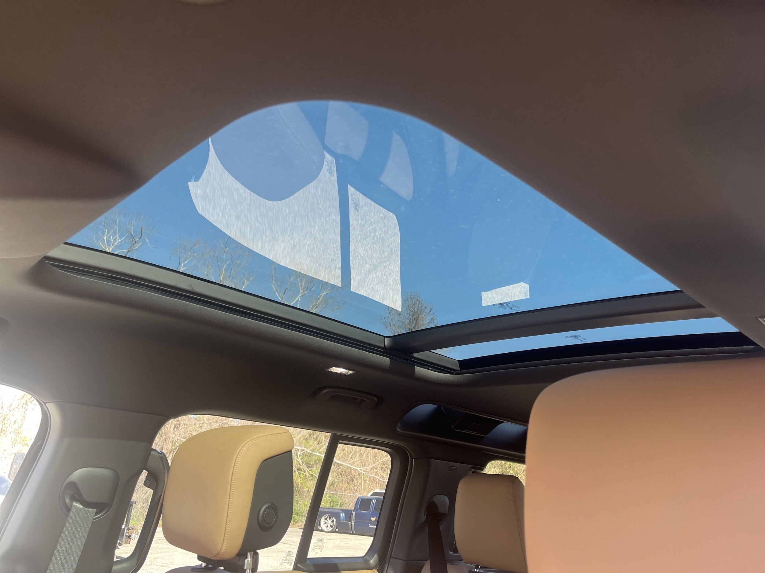 2025 Land Rover Defender S - Photo 25
