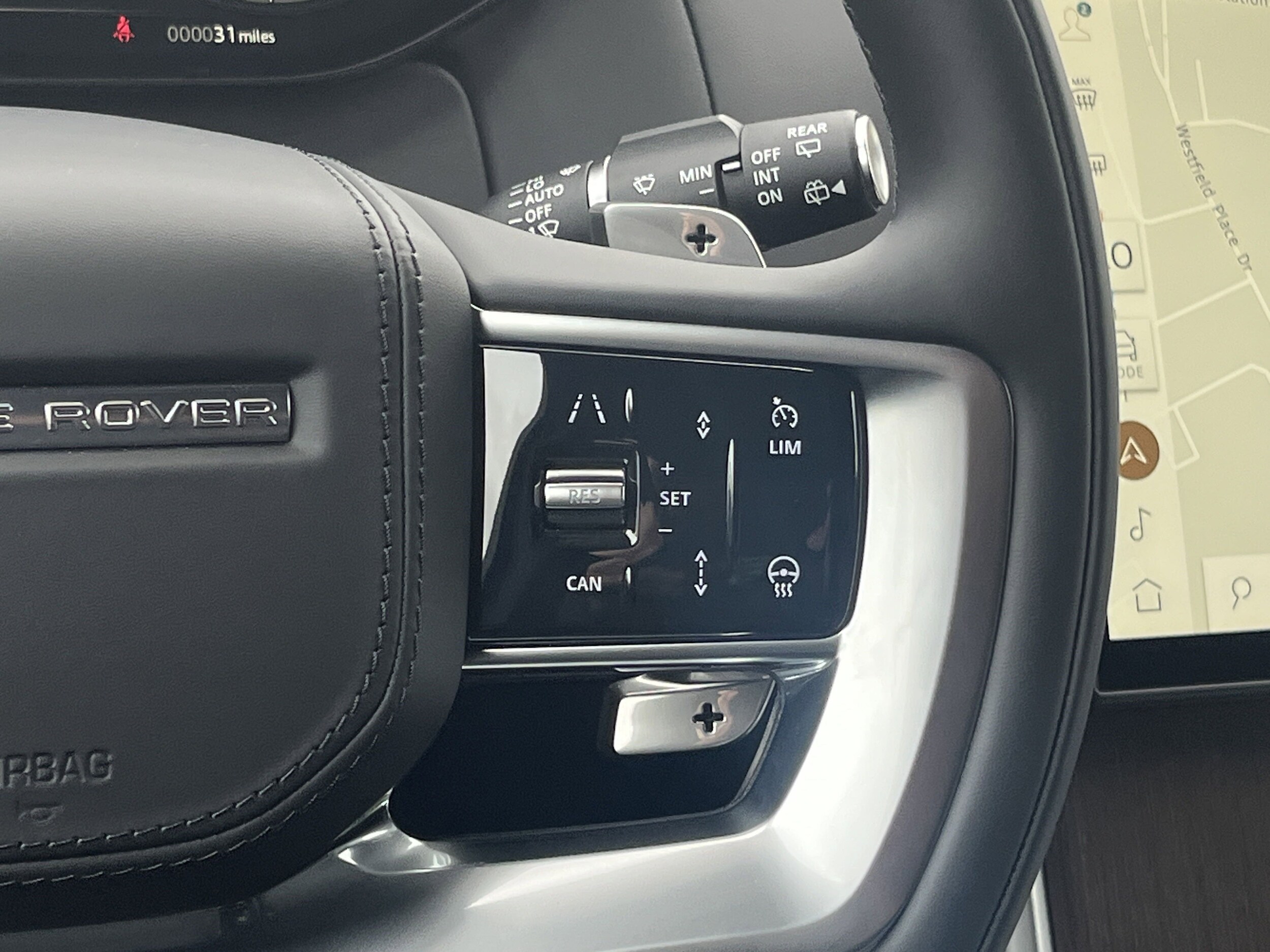 2025 Land Rover Range Rover SE - Photo 18