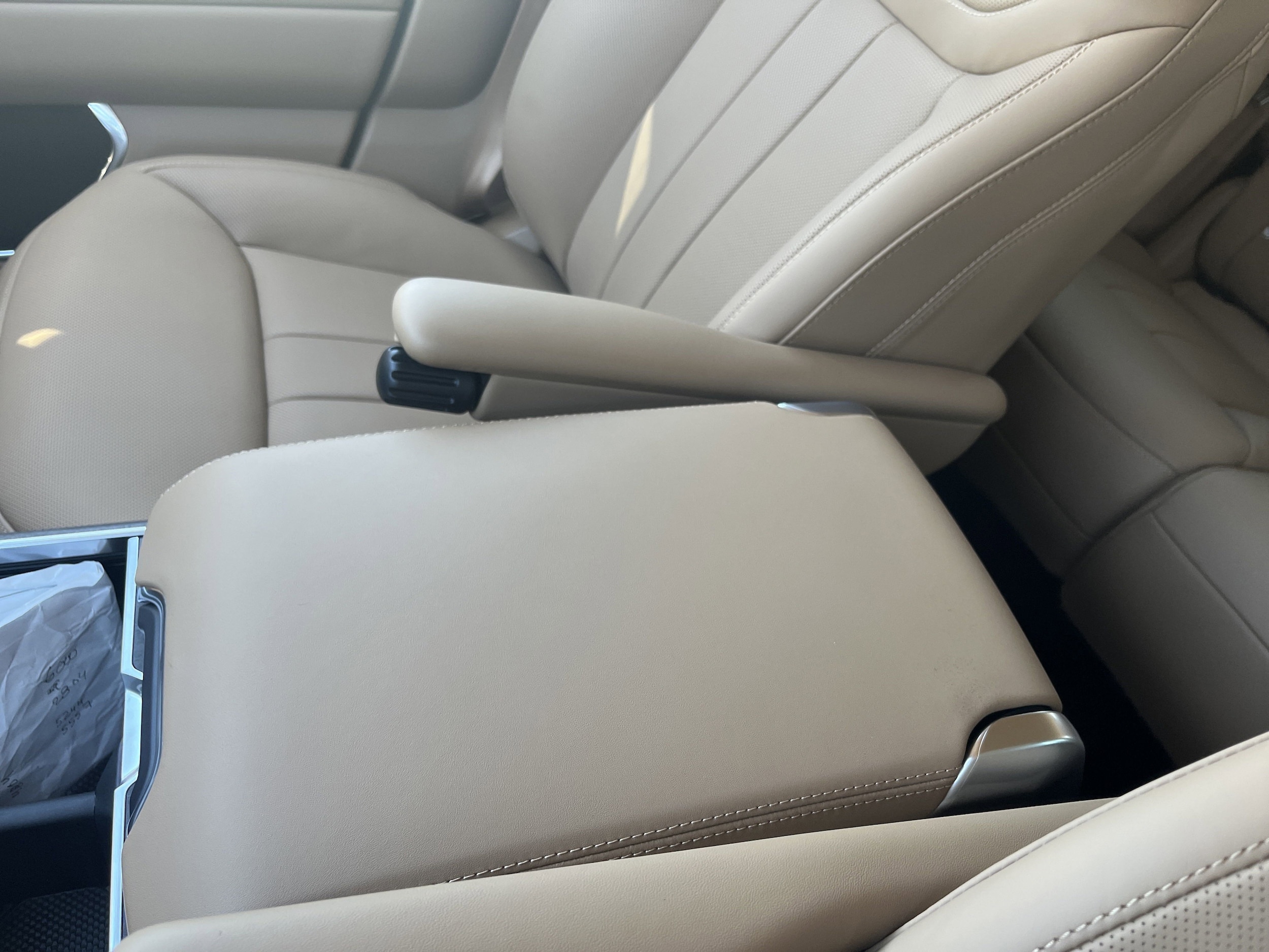 2025 Land Rover Range Rover SE - Photo 29