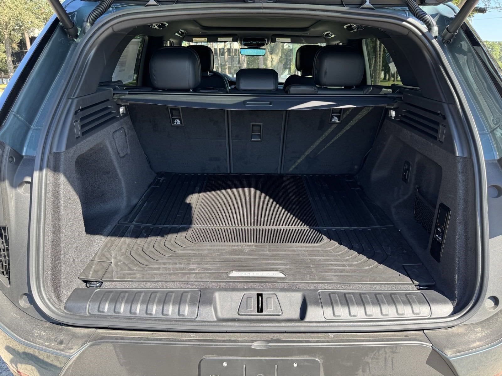 2025 Land Rover Range Rover Sport SE - Photo 28