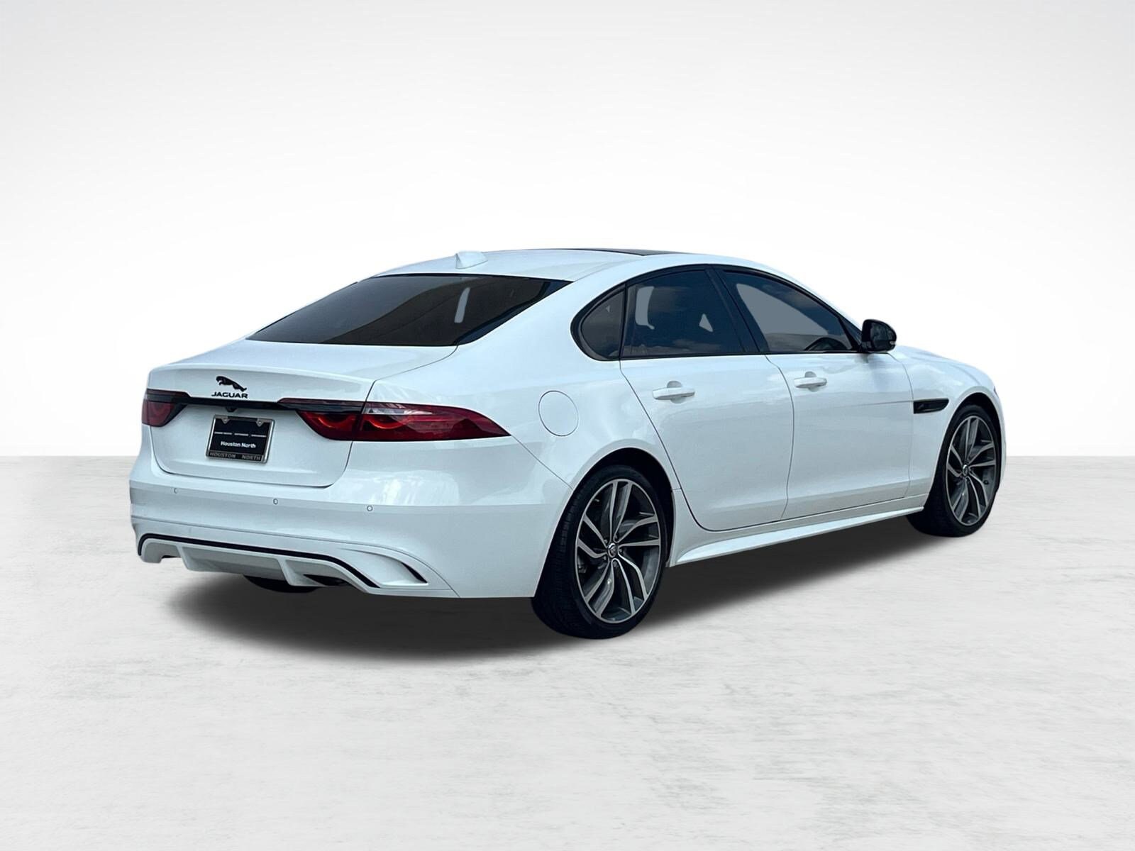 2024 Jaguar XF R-Dynamic SE photo 2
