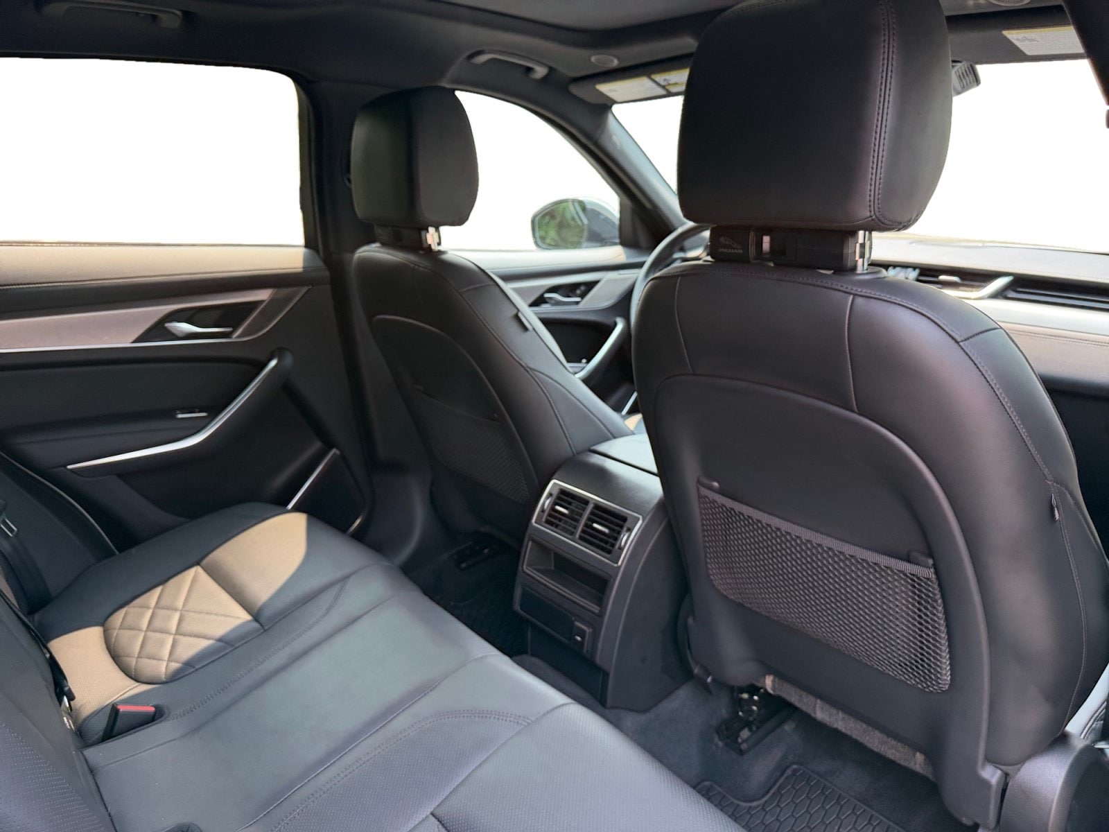 2023 Jaguar F-Pace S - Photo 20