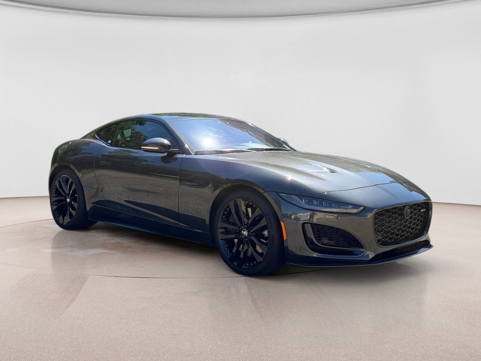 2024 Jaguar F-Type R-Dynamic - Photo 7