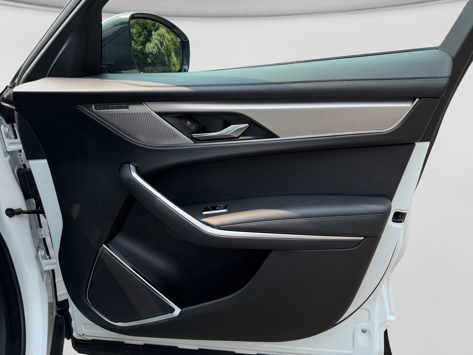2023 Jaguar F-Pace S - Photo 24