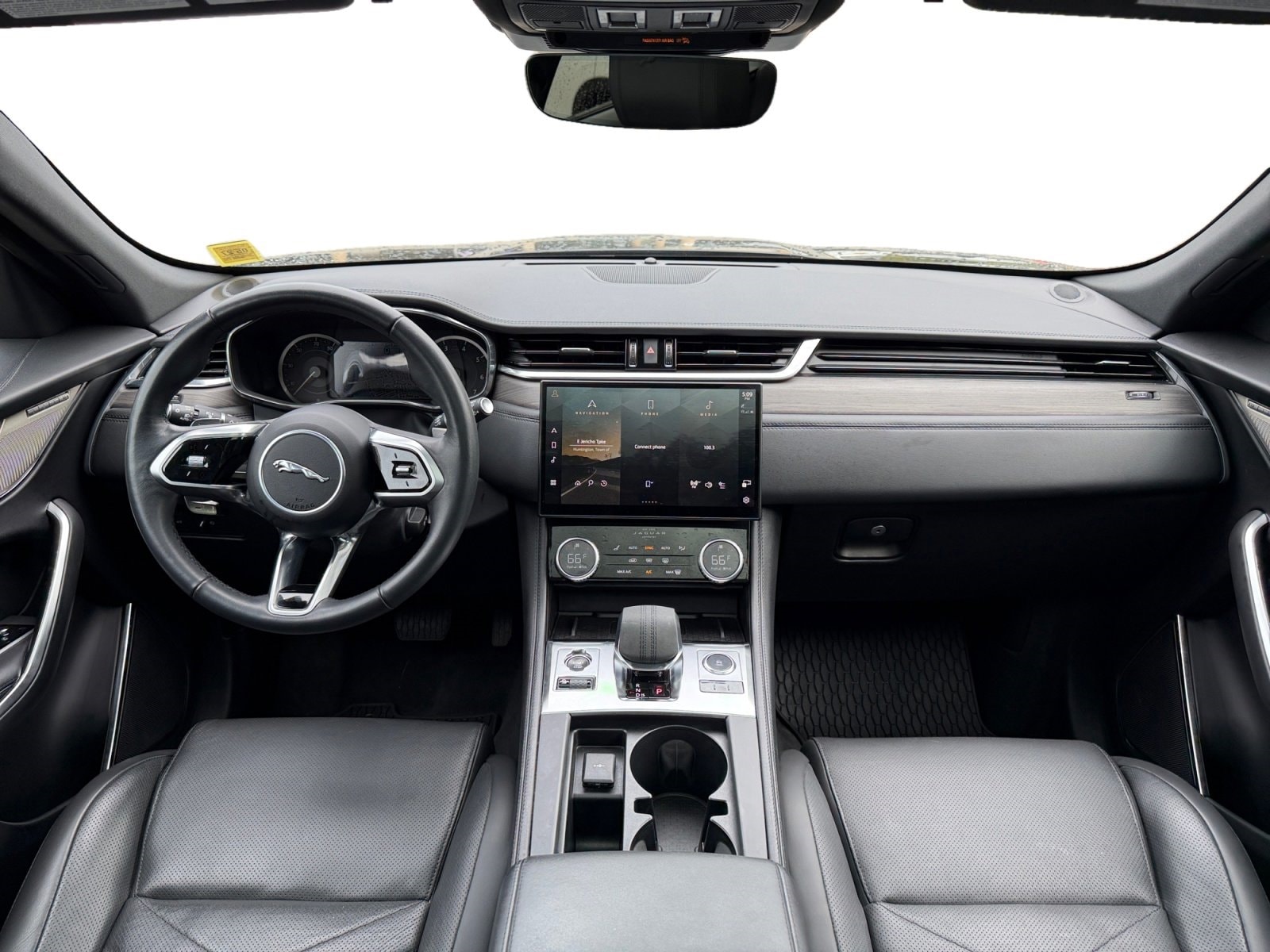 2023 Jaguar F-Pace S - Photo 19