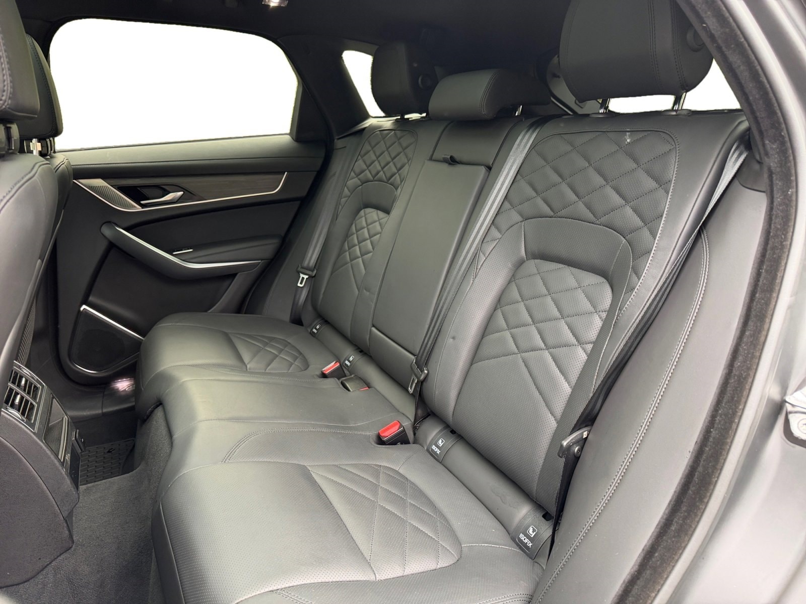 2023 Jaguar F-Pace S - Photo 16