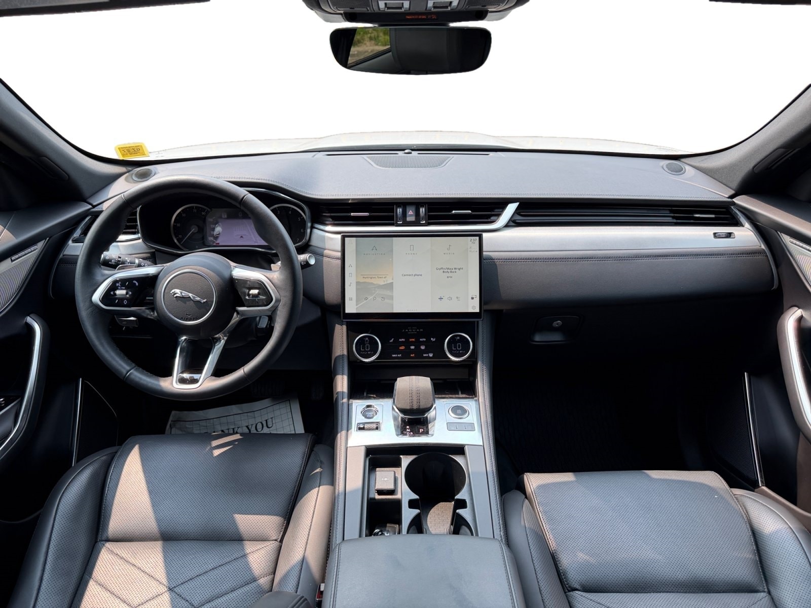 2023 Jaguar F-Pace S - Photo 19