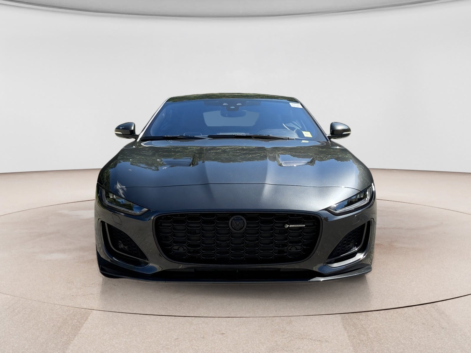 2024 Jaguar F-Type R-Dynamic - Photo 8
