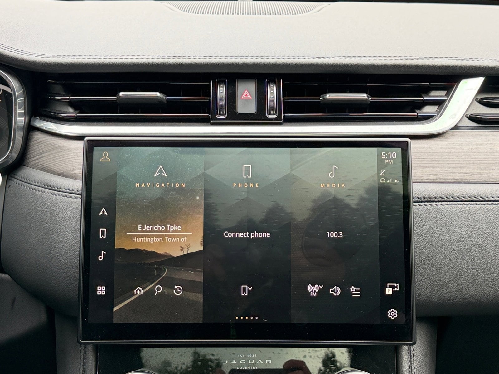 2023 Jaguar F-Pace S - Photo 14