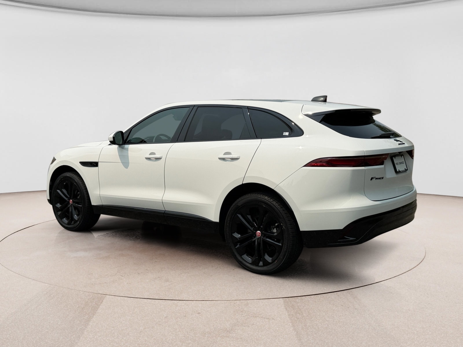 2023 Jaguar F-Pace S - Photo 3