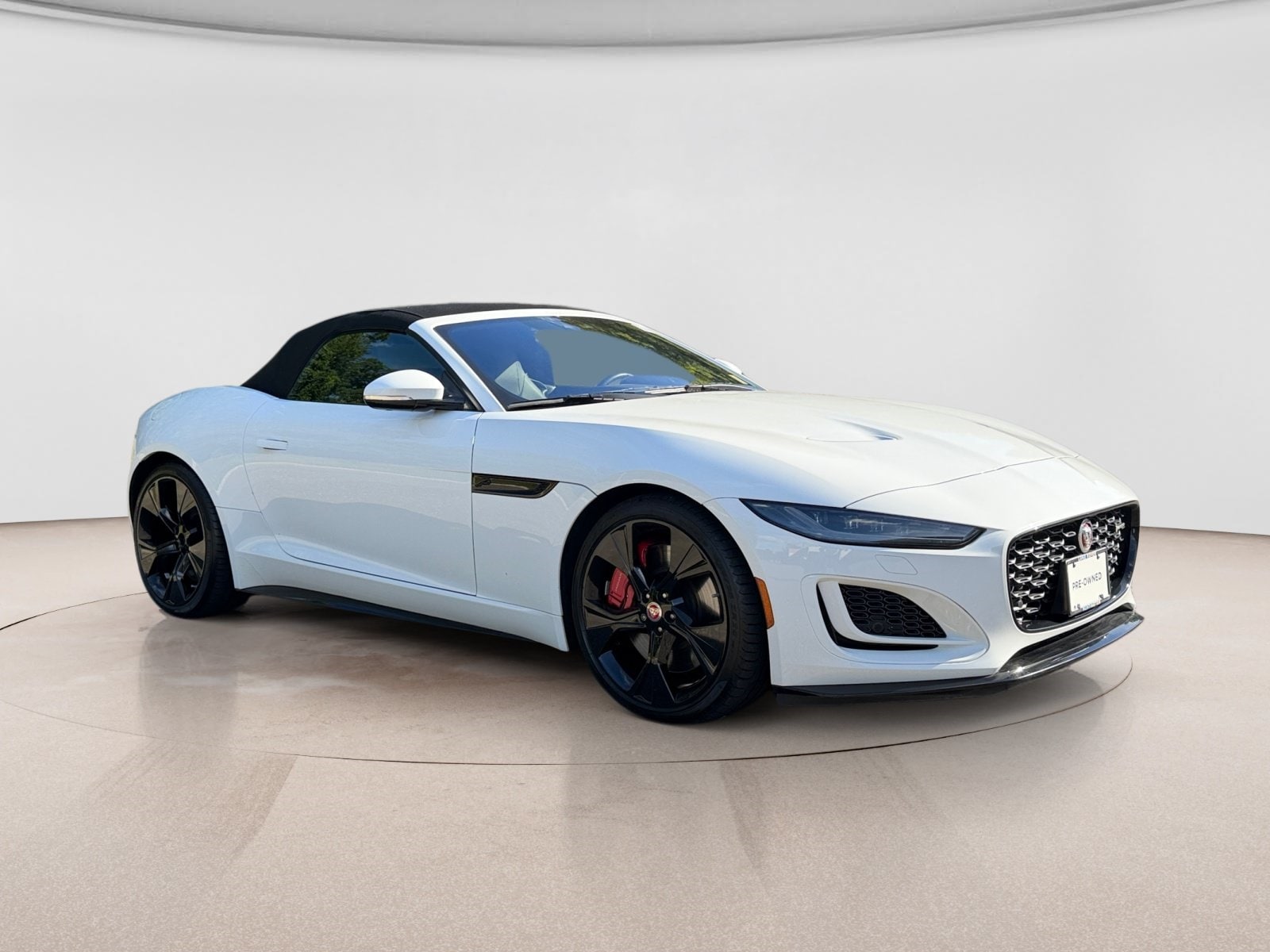 2023 Jaguar F-TYPE R-Dynamic - Photo 7