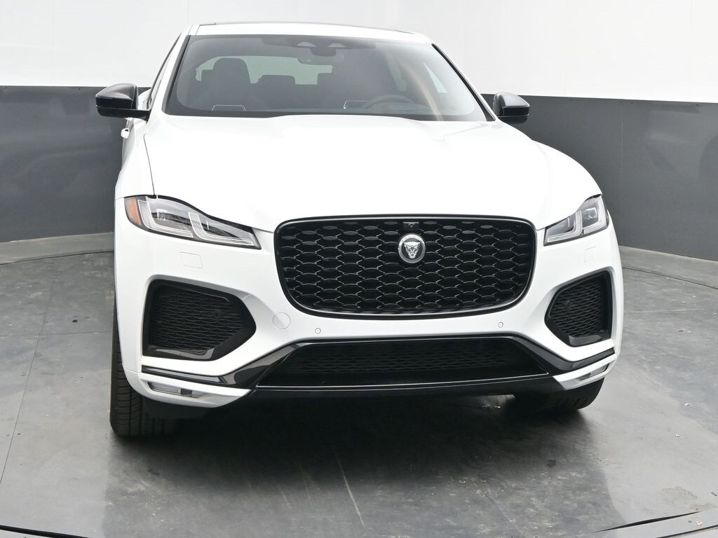 2026 Jaguar F-PACE P400 R-Dynamic S photo 2