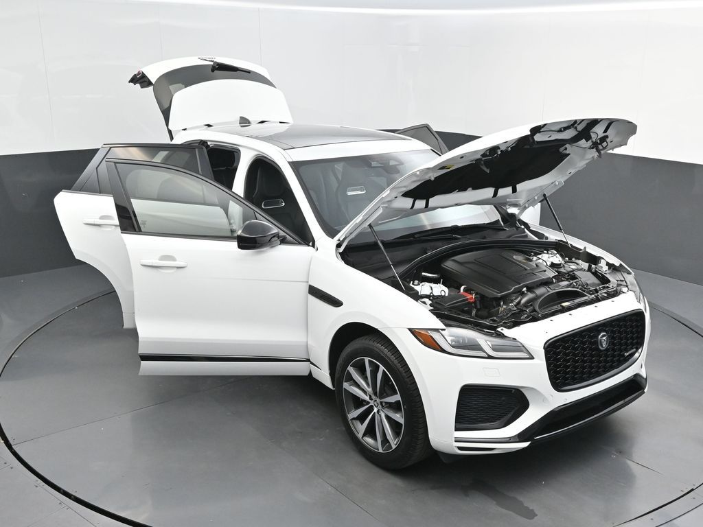 2024 Jaguar F-PACE R-Dynamic S - Photo 50