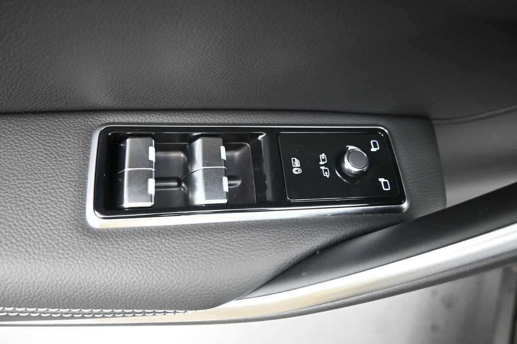 2026 Jaguar F-Pace R-Dynamic S - Photo 22