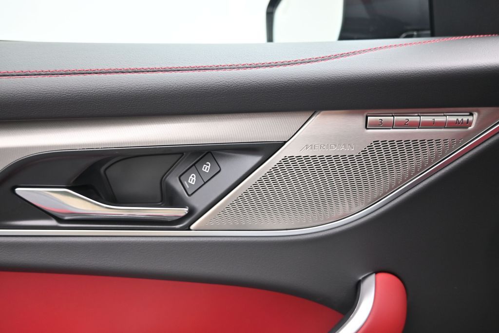 2026 Jaguar F-Pace R-Dynamic S - Photo 21