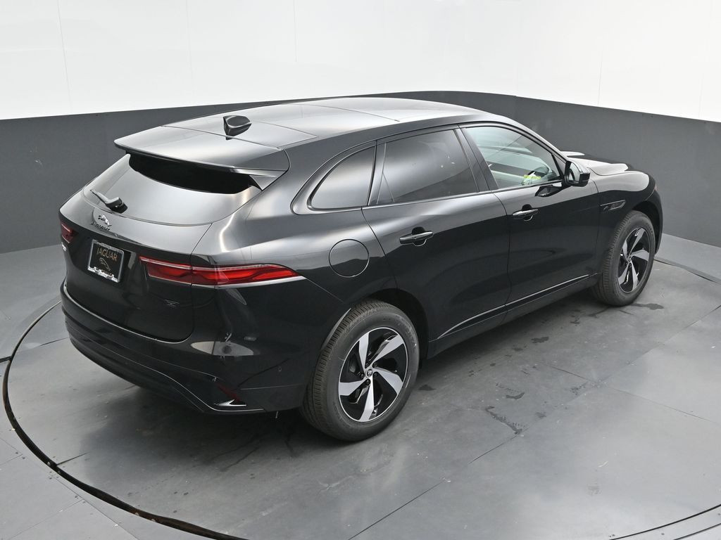 2026 Jaguar F-Pace R-Dynamic S - Photo 34