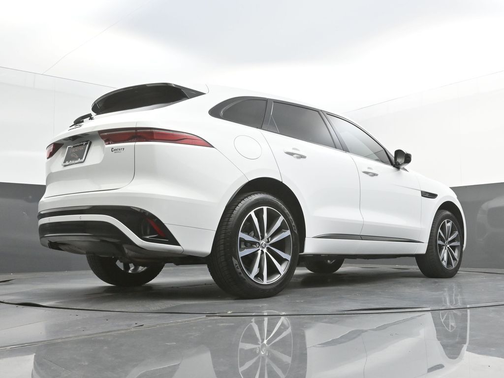 2024 Jaguar F-PACE R-Dynamic S - Photo 41