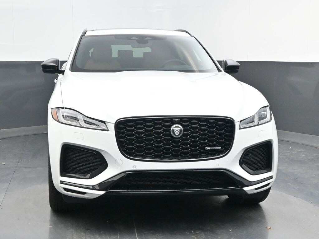 2025 Jaguar F-PACE P400 R-Dynamic S photo 2