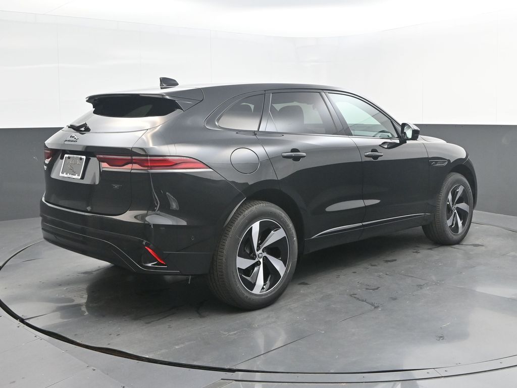 2026 Jaguar F-Pace R-Dynamic S - Photo 7
